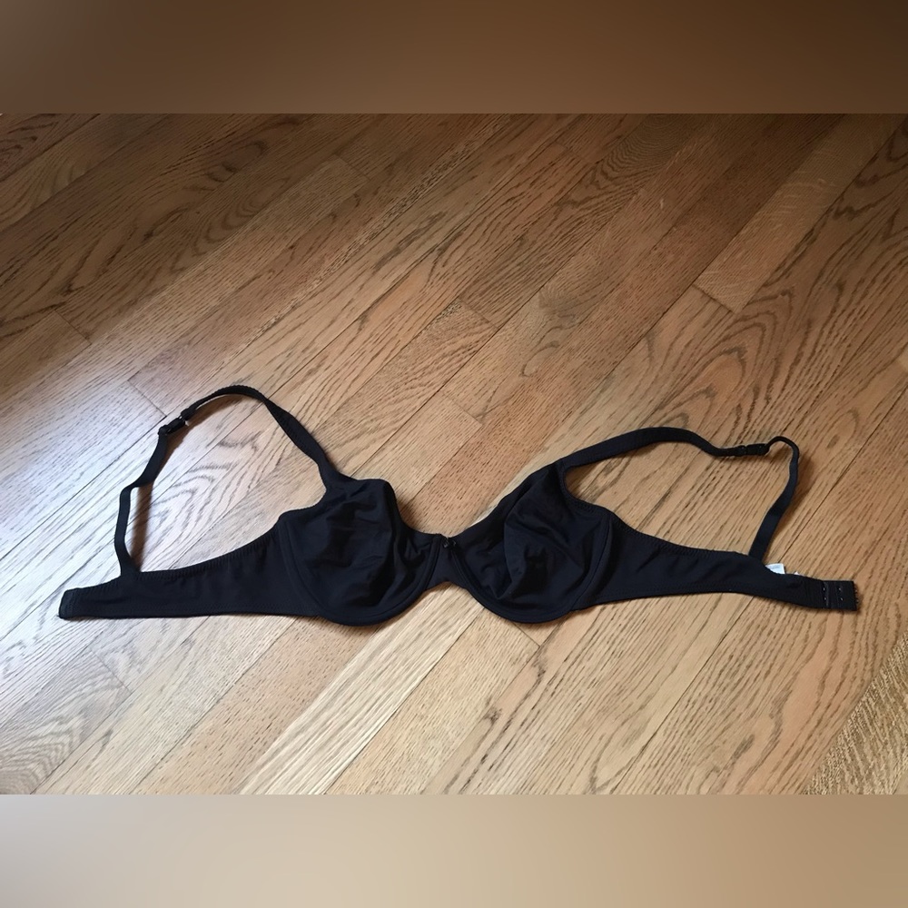 Vintage 1999 Victoria’s Secret black lightly lined underwire black bra 38B EVC